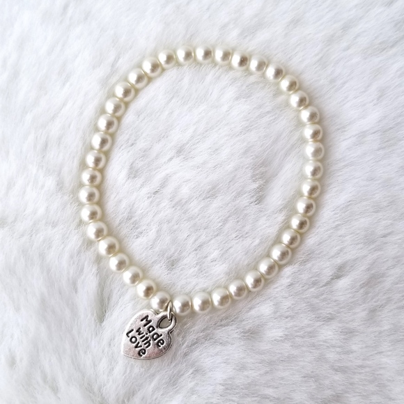 Ivory Pearl Beaded Bracelet 🌿 - Picture 1 of 3